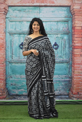 Clothonus Printed Ikkat Pure Cotton Saree(Black)