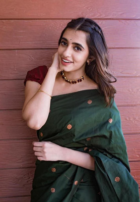 Rudr Venture Self Design Banarasi Cotton Silk Saree(Green)