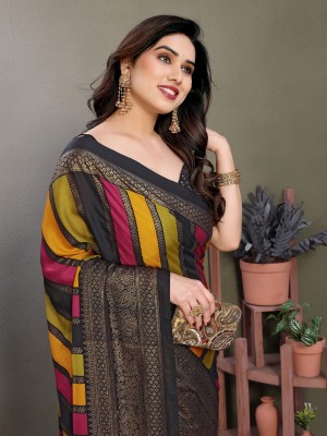 Divastri Printed Patola Silk Blend Saree(Multicolor)