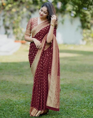 Divastri Woven, Embellished Banarasi Silk Blend, Jacquard Saree(Maroon)