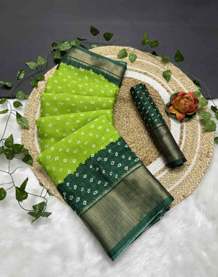 RegalDrapes Printed Bandhani Silk Blend, Art Silk Saree(Light Green)