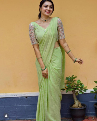 V AMAN FASHION Solid/Plain, Self Design Bollywood Chiffon Saree(Green)