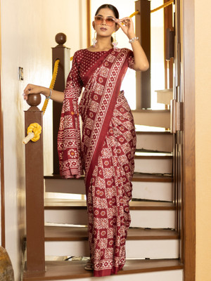Divastri Printed Hand Batik Cotton Blend Saree(Maroon)