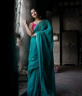 matarasaree Solid/Plain Tant Handloom Cotton Blend Saree(Green)