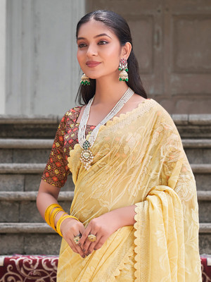 Divastri Printed Daily Wear Chiffon Saree(Yellow)