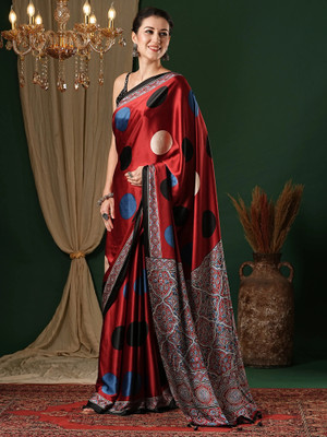 Sareemall Printed Daily Wear Crepe Saree(Red)