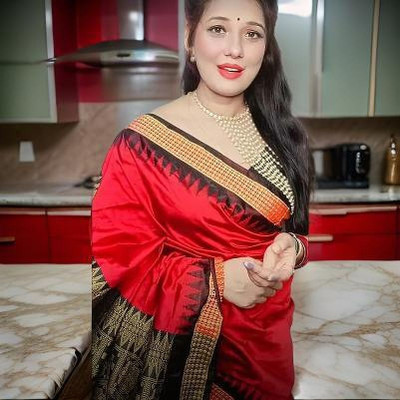 Afronza Temple Border, Solid/Plain, Woven, Self Design Sambalpuri Pure Silk, Silk Blend Saree(Red, Black)