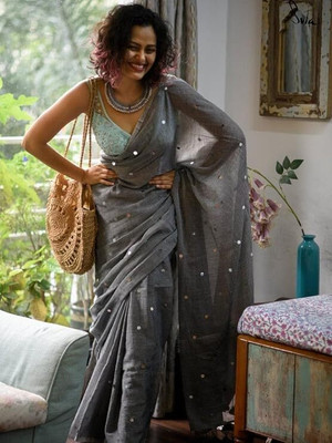 zayraa Solid/Plain Daily Wear Cotton Blend Saree(Grey)