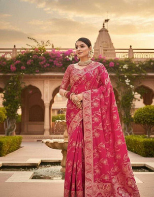 Gagan Textile Woven, Floral Print Kanjivaram Silk Blend Saree(Pink)