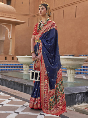 Sareemall Self Design Patola Silk Blend Saree(Dark Blue)