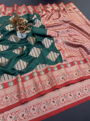 HITESH Printed Bollywood Silk Blend Saree(Green, Red)