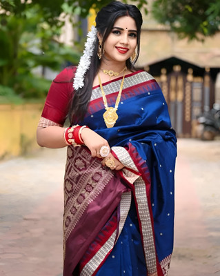 Sijileen Temple Border, Solid/Plain Sambalpuri Silk Blend Saree(Dark Blue)