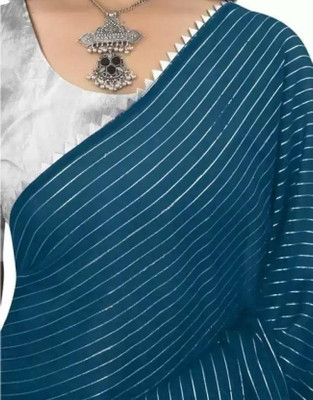 Prutha Fashions Printed, Temple Border, Striped, Solid/Plain Daily Wear Georgette, Chiffon Saree(Dark Blue)