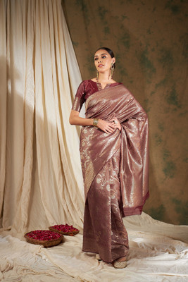 manvaa Woven Banarasi Silk Blend Saree(Maroon)