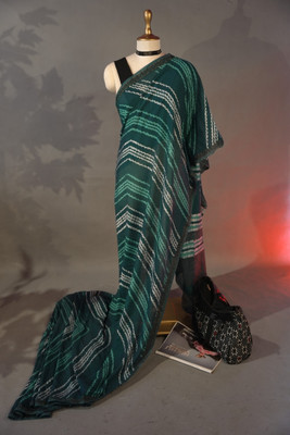 MIKHUBOUTIQUE Striped Daily Wear Pure Cotton Saree(Dark Green)