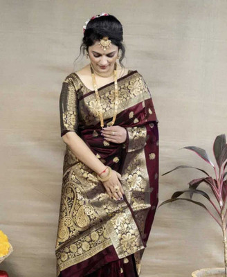 Zinsy Creation Woven Banarasi Jacquard Saree(Maroon)