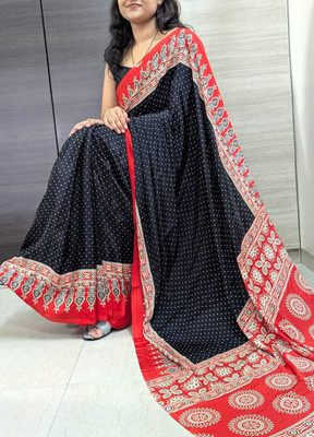 TRUORIGIN Printed, Self Design, Geometric Print Bandhani Crepe, Silk Blend Saree(Black)