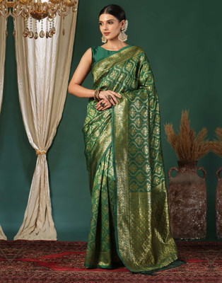 FEBART CREATION Embroidered Banarasi Pure Silk Saree(Green)