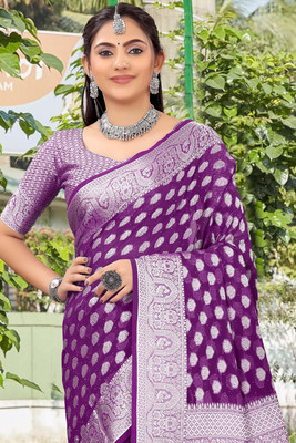 DHRUTI TEXTILES Dyed Banarasi Georgette Saree(Multicolor)