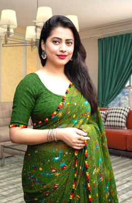 SkyCraftX Self Design Bollywood Georgette Saree(Green)