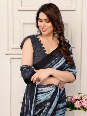 AMBUJAINTERNATIONAL Printed Bollywood Georgette Saree(Black, Grey)