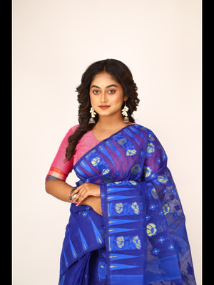 MA TARA TEXTILES ROHIT Floral Print Handloom Cotton Blend Saree(Blue)