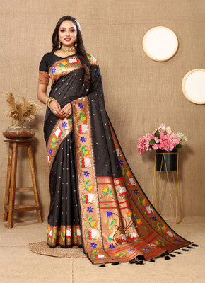 Nayanthara Trends Woven Paithani Silk Blend Saree(Black)