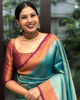 KP CREATION Self Design Daily Wear Jacquard Saree(Light Blue, Maroon)