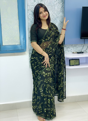 TELIRAJ.FASHION. Printed Bollywood Georgette Saree(Dark Green)