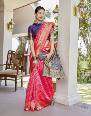 YASHIKA Self Design Kanjivaram Silk Blend Saree(Pink)