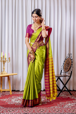 Fashion Club Collection Woven Maheshwari Cotton Silk Saree(Light Green)