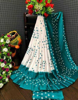 jihana fab Self Design Kanjivaram Georgette, Silk Blend Saree(Green)
