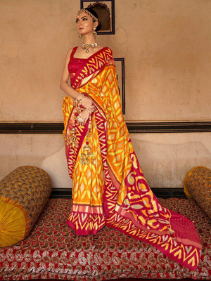ANOUK Printed Ikkat Silk Blend Saree(Yellow)