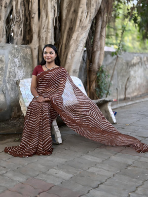 S.R.TEXTILES Self Design Bollywood Georgette Saree(Multicolor)