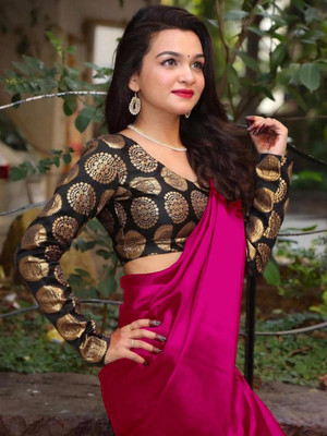 Srilaxmisari Solid/Plain, Self Design Bollywood Satin Saree(Pink)