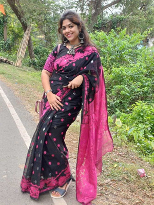binita Self Design Jamdani Cotton Silk Saree(Black)