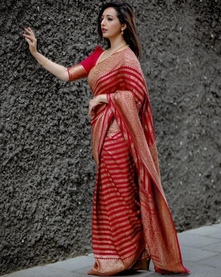 Rudr Venture Self Design Banarasi Cotton Silk Saree(Red)