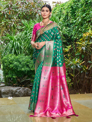 Gariya Fab Self Design Banarasi Pure Silk Saree(Green)
