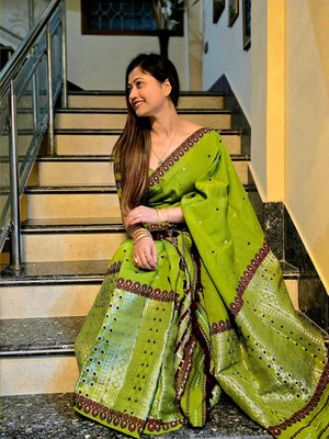 VrajVihar Woven Mekhela Chador Pure Silk Saree(Multicolor)