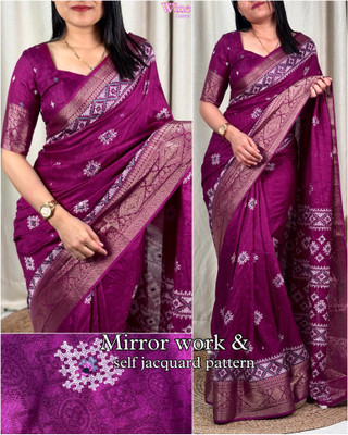 SAKHA DESIGNER Self Design Bollywood Art Silk Saree(Red)