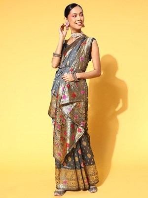 Divastri Printed Bollywood Crepe Saree(Grey)