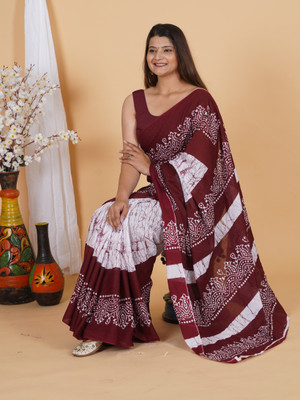 SUNDREESAREE Blocked Printed, Color Block, Floral Print, Printed Ikkat Pure Cotton Saree(Maroon, White)