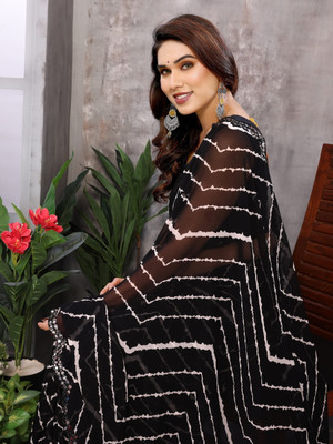 TTH Striped Leheria Georgette Saree(Black)