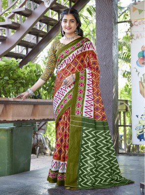 RAMNATHTEX Printed Bollywood Cotton Blend Saree(Multicolor)