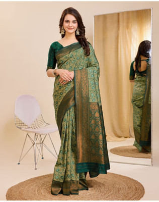 VASTUKALA Woven Kanjivaram Pure Silk, Art Silk Saree(Green)