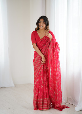Hensi sarees shop Dyed, Ombre, Solid/Plain, Striped, Woven, Embellished Paithani Georgette, Art Silk Saree(Red)