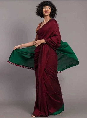Tantikatha Solid/Plain Handloom Cotton Blend Saree(Dark Green, Red)