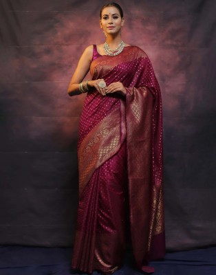 Samah Woven, Embellished Banarasi Silk Blend, Jacquard Saree(Purple)