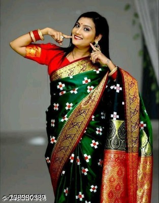 Daniyal fabrics Woven, Color Block, Embroidered Sambalpuri Satin Saree(Green, Dark Green)