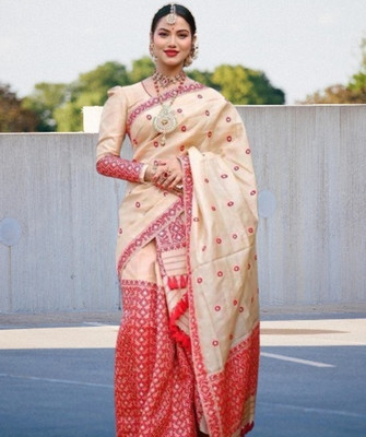 ROSEVILLA Applique Mekhela Chador Silk Blend Saree(Cream)